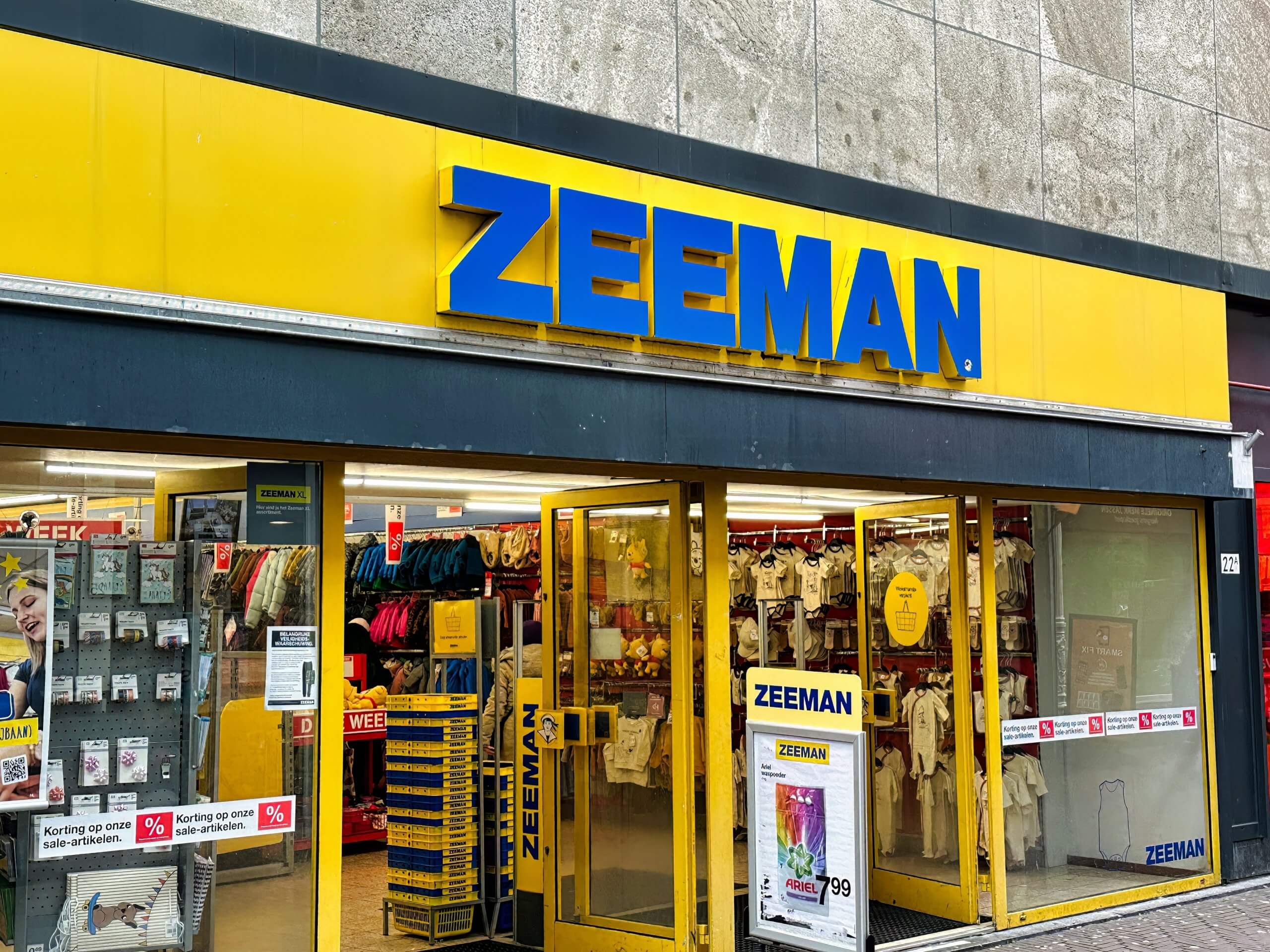 Salaires en berne, surcharge de travail : A Zeeman, distributeur textile néerlandais, la CFTC sonne l’alerte